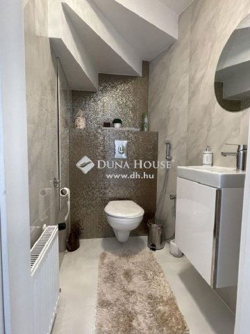 Eladó családi ház, Budapesten, X. kerületben 199 M Ft, 4 szobás