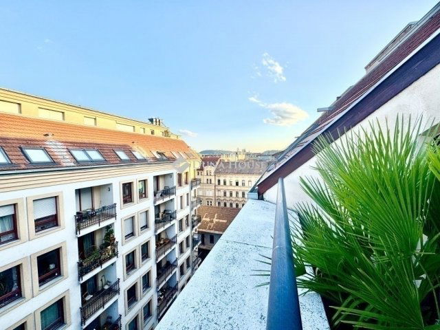 Eladó téglalakás, Budapesten, VI. kerületben 197 M Ft, 3 szobás