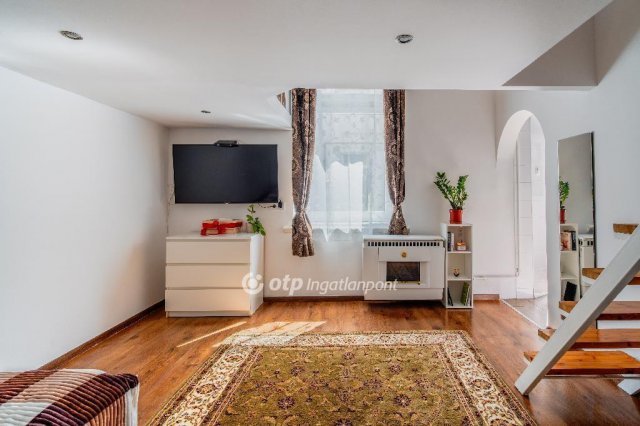 Eladó téglalakás, Budapesten, VIII. kerületben 46.99 M Ft