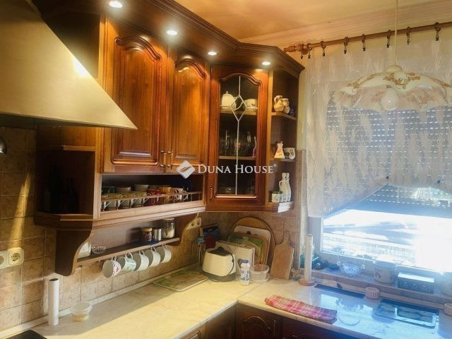 Eladó családi ház, Budapesten, XVIII. kerületben 169.9 M Ft