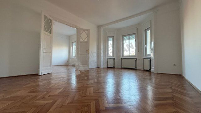 Eladó téglalakás, Budapesten, I. kerületben, Czakó utcában