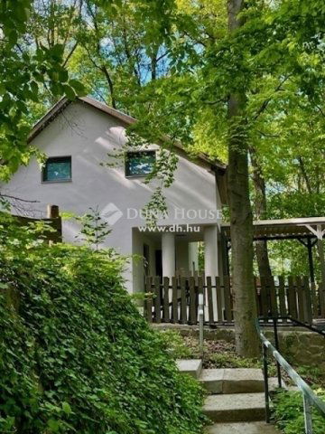 Eladó nyaraló, Orfűn 79.9 M Ft, 3 szobás / költözzbe.hu