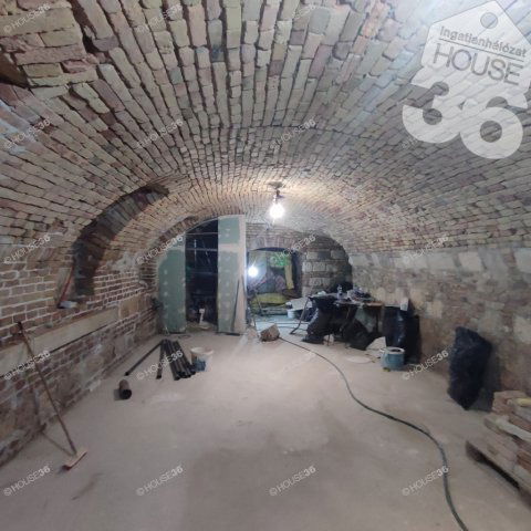 Eladó ipari ingatlan, Budapesten, X. kerületben 22.9 M Ft