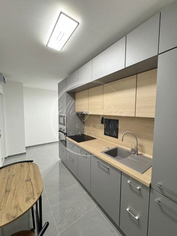 Eladó panellakás, Pécsett, Építők útján 57.5 M Ft, 2 szobás