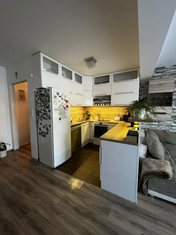 Eladó téglalakás, Győrött 99 M Ft, 3+1 szobás