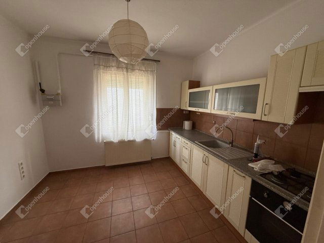 Eladó családi ház, Zalaegerszegen 57.9 M Ft, 2 szobás