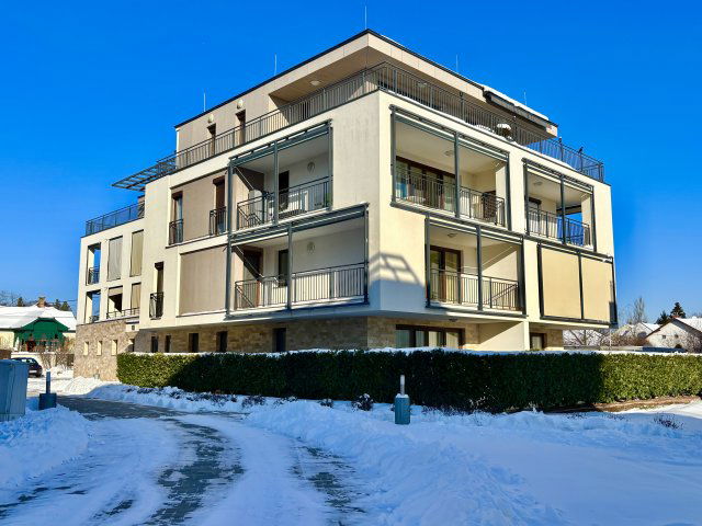 Kiadó téglalakás, albérlet, Csopakon 500 E Ft / hó, 4 szobás