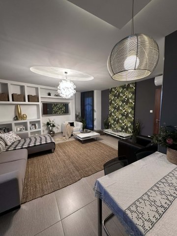 Eladó téglalakás, Kecskeméten 129 M Ft, 3 szobás