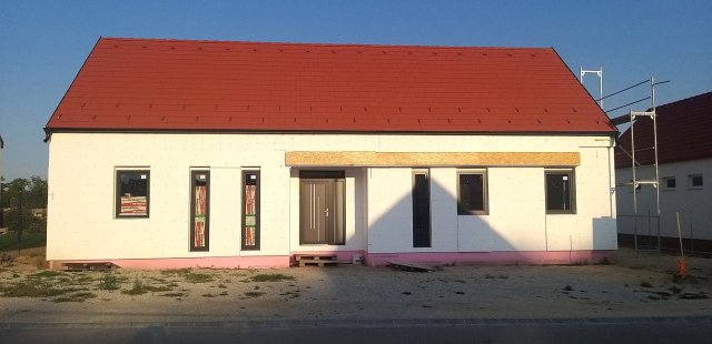 Eladó családi ház, Nagycenken 139.9 M Ft, 5 szobás