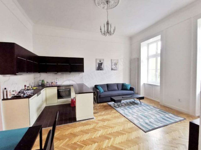 Kiadó téglalakás, albérlet, VI. kerületben, Andrássy úton