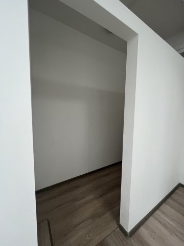 Kiadó üzlethelyiség, Győrött 175 E Ft / hó