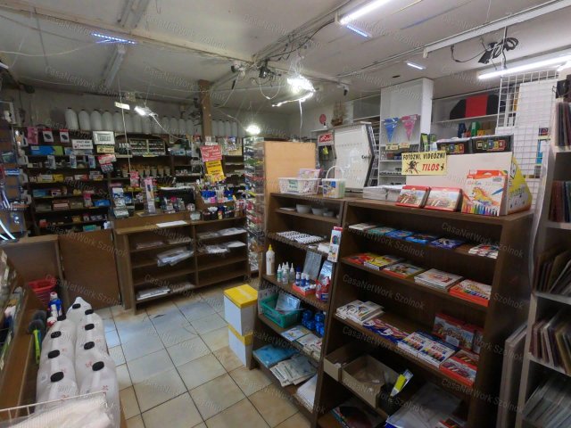 Eladó üzlethelyiség, Szolnokon 35.9 M Ft, 1+1 szobás