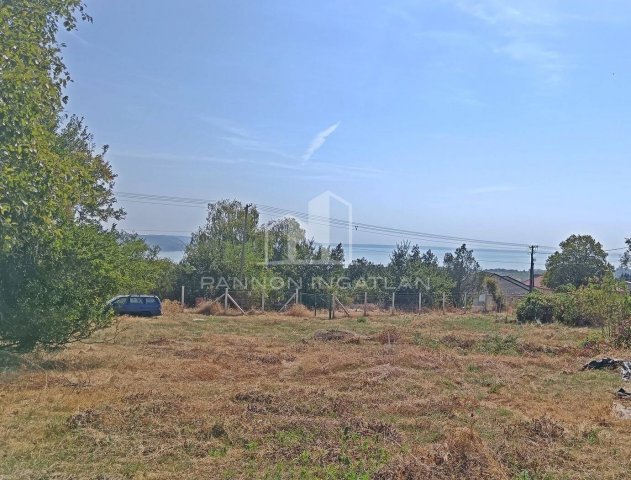 Eladó mezogazdasagi ingatlan, Balatonalmádiban 69 M Ft