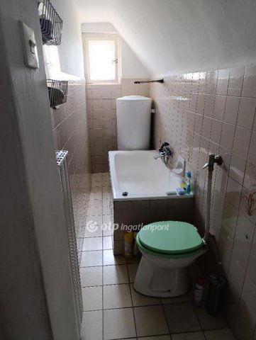 Eladó családi ház, Ráckevén 63.5 M Ft, 3+1 szobás