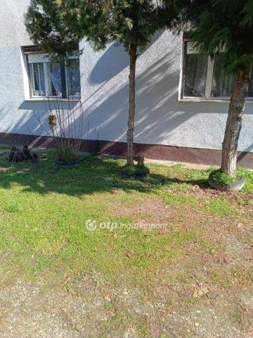 Eladó téglalakás, Tiszavasváriban 16 M Ft, 2+1 szobás