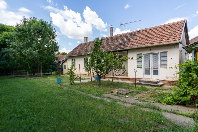 Eladó családi ház, Balmazújvárosban 32.9 M Ft, 2 szobás