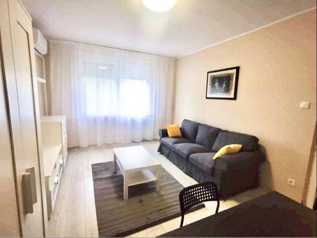 Kiadó panellakás, albérlet, Debrecenben, Bethlen utcában