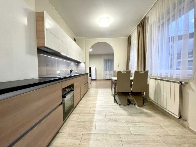 Kiadó családi ház, albérlet, XI. kerületben, Görbe utcában