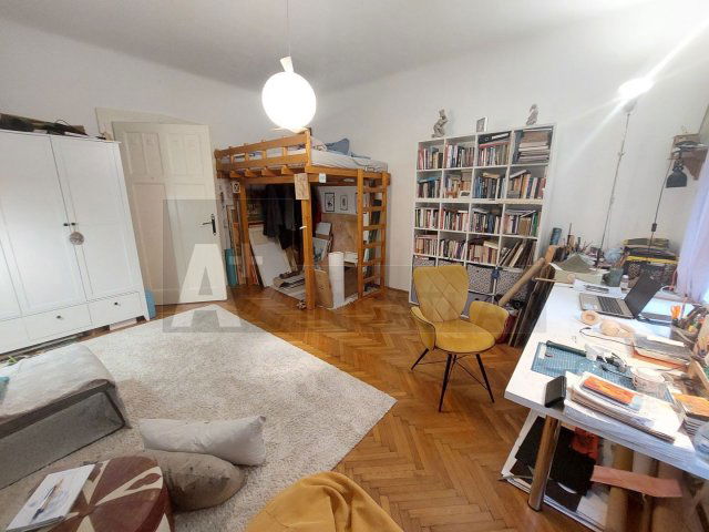 Eladó téglalakás, Szegeden 41.8 M Ft, 1 szobás