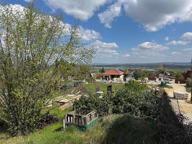 Eladó telek, Budakalászon 75.9 M Ft / költözzbe.hu