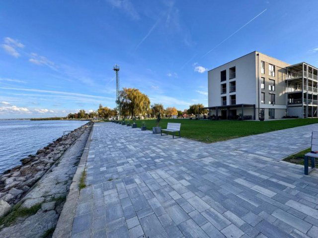 Eladó téglalakás, Balatonmáriafürdőn 46.9 M Ft, 1 szobás