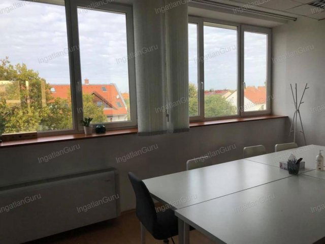 Kiadó iroda, Kecskeméten 300 E Ft / hó, 6 szobás