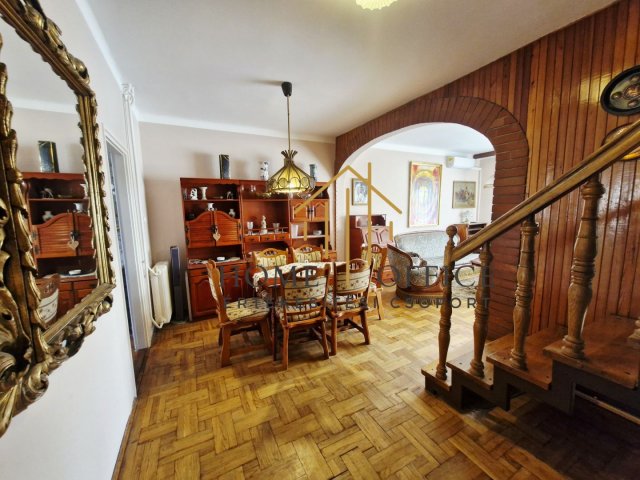 Eladó sorház, Nyíregyházán 69.9 M Ft, 6 szobás