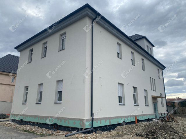 Kiadó téglalakás, albérlet, Mosonmagyaróváron 190 E Ft / hó