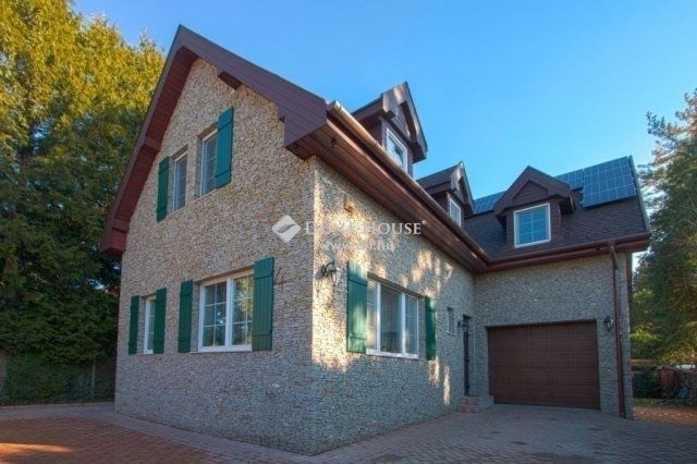 Eladó családi ház, Gödön 189 M Ft, 5 szobás