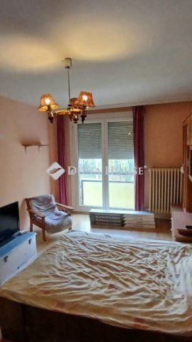 Eladó panellakás, Kaposváron 27.7 M Ft, 2 szobás