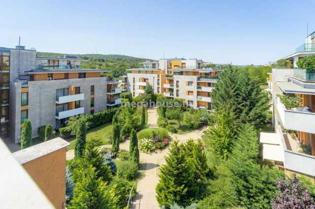 Eladó téglalakás, Budapesten, XI. kerületben 77.7 M Ft, 2 szobás