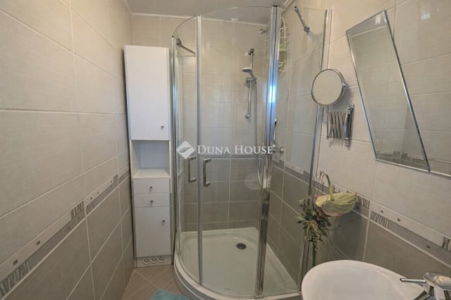 Eladó sorház, Budapesten, XVII. kerületben 179.9 M Ft, 3 szobás