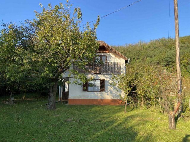 Eladó családi ház, Zalaszentgróton 29.9 M Ft, 2 szobás
