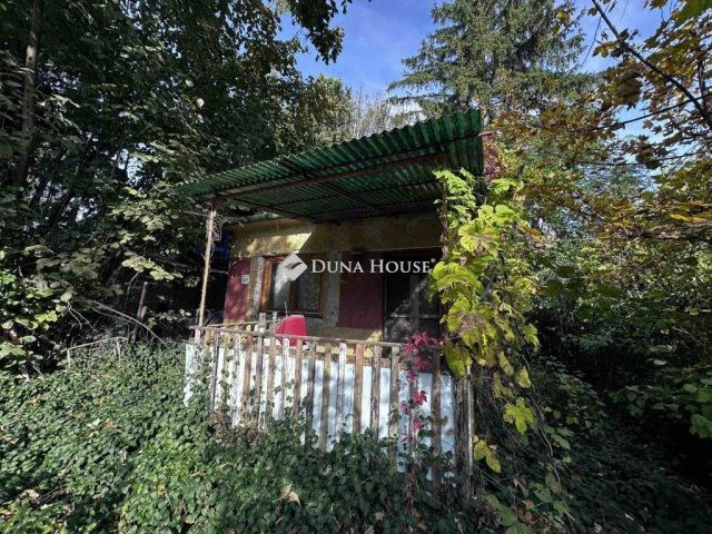 Eladó nyaraló, Ráckevén 6 M Ft, 1 szobás / költözzbe.hu