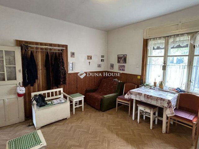 Eladó családi ház, Kondorfán 29.9 M Ft, 3 szobás