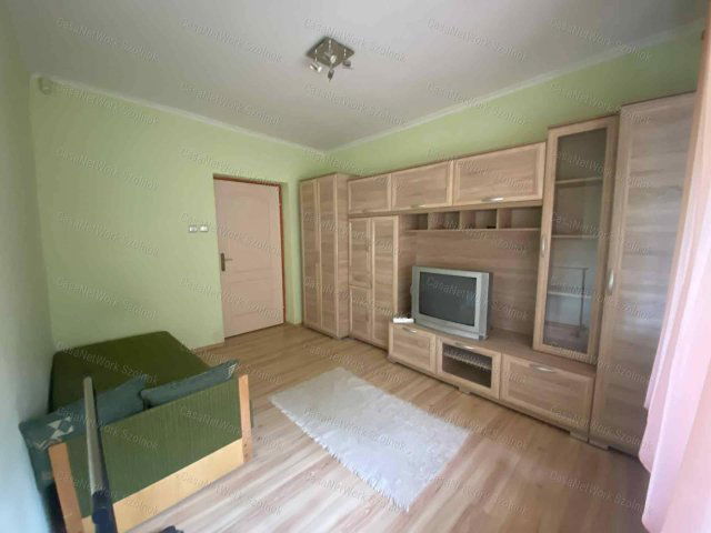Eladó családi ház, Szolnokon 43.9 M Ft, 2 szobás