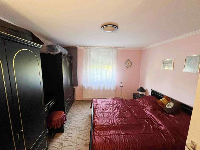 Eladó családi ház, Nyíregyházán 62.9 M Ft, 3 szobás