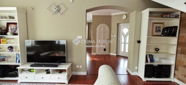 Eladó családi ház, Budapesten, XVIII. kerületben 197.9 M Ft