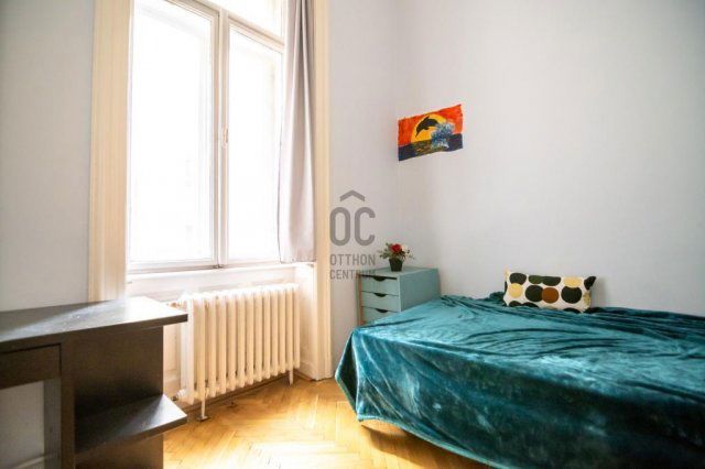 Eladó téglalakás, Budapesten, V. kerületben 119.7 M Ft, 4 szobás