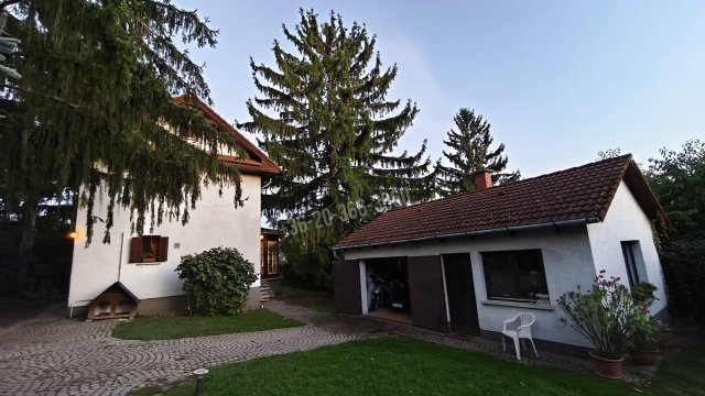 Eladó családi ház, Budakeszin 189 M Ft, 5 szobás