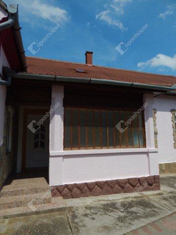 Eladó családi ház, Mezőcsokonyán 65 M Ft, 4 szobás