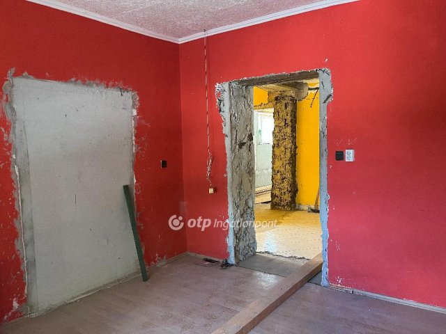 Eladó családi ház, Poroszlón 19.9 M Ft, 4 szobás