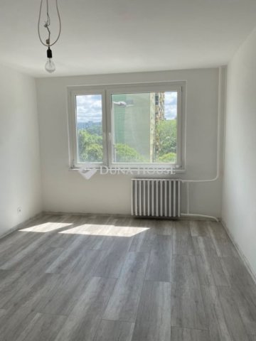 Eladó panellakás, Budapesten, IV. kerületben 71.9 M Ft, 2 szobás