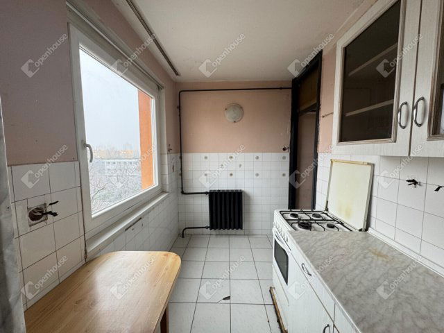 Eladó panellakás, Szombathelyen 35.5 M Ft, 2 szobás