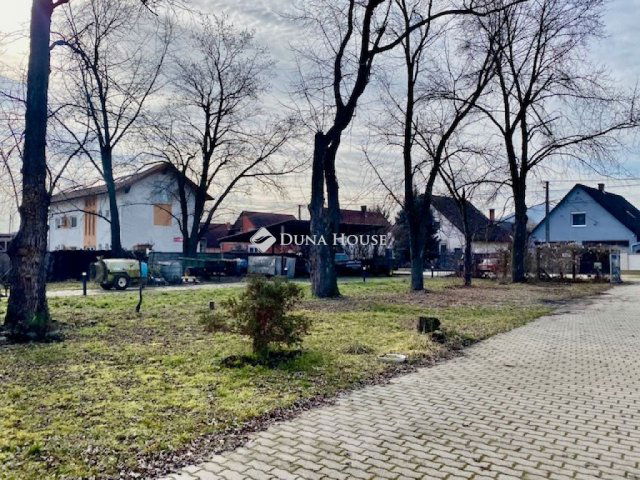 Eladó üzlethelyiség, Villányban 300 M Ft / költözzbe.hu