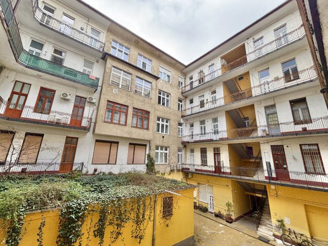 Kiadó téglalakás, albérlet, VI. kerületben, Király utcában