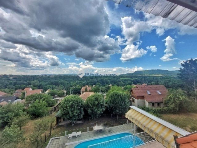 Eladó családi ház, Szentendrén 228 M Ft, 6 szobás