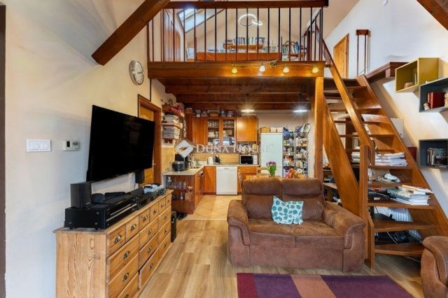 Eladó téglalakás, Gyömrőn 81.9 M Ft, 3 szobás