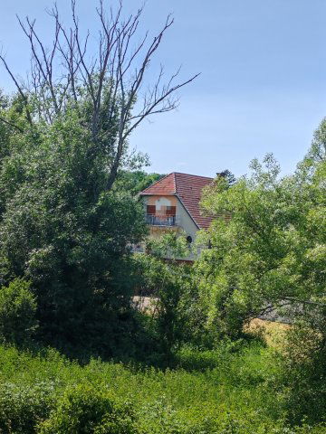 Eladó családi ház, Komlón 88 M Ft, 4 szobás
