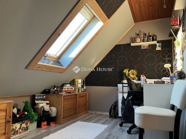 Eladó családi ház, Balatonfűzfőn 114.9 M Ft, 4 szobás